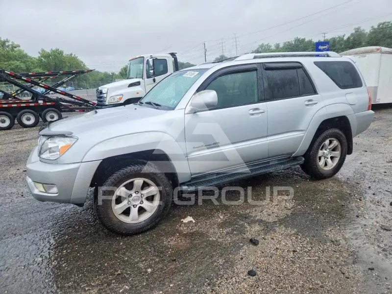 2004 Toyota 4 RUNNER photo