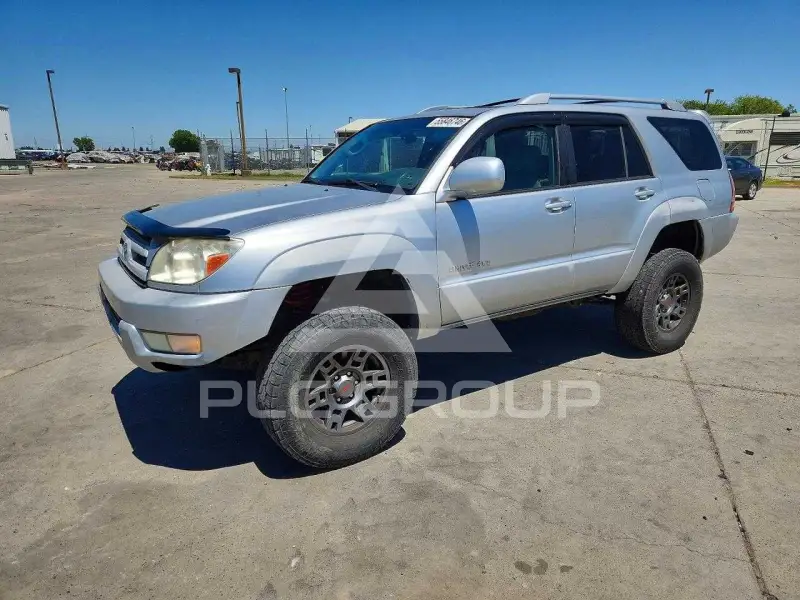 2004 Toyota 4 RUNNER photo