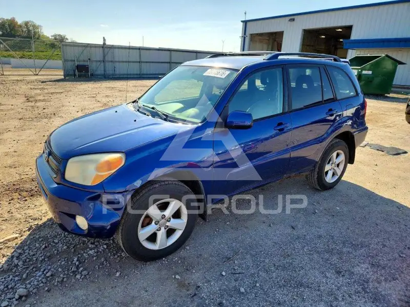 2004 Toyota RAV4 фото