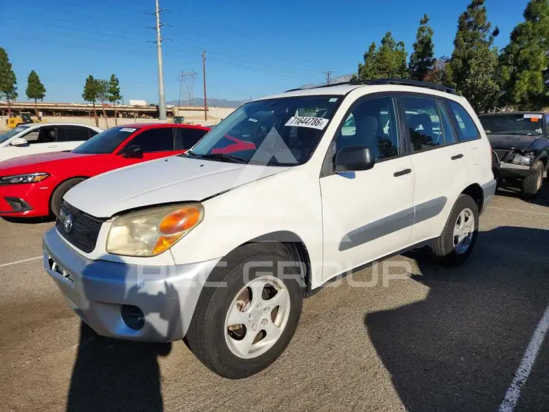 2004 Toyota RAV4 фото