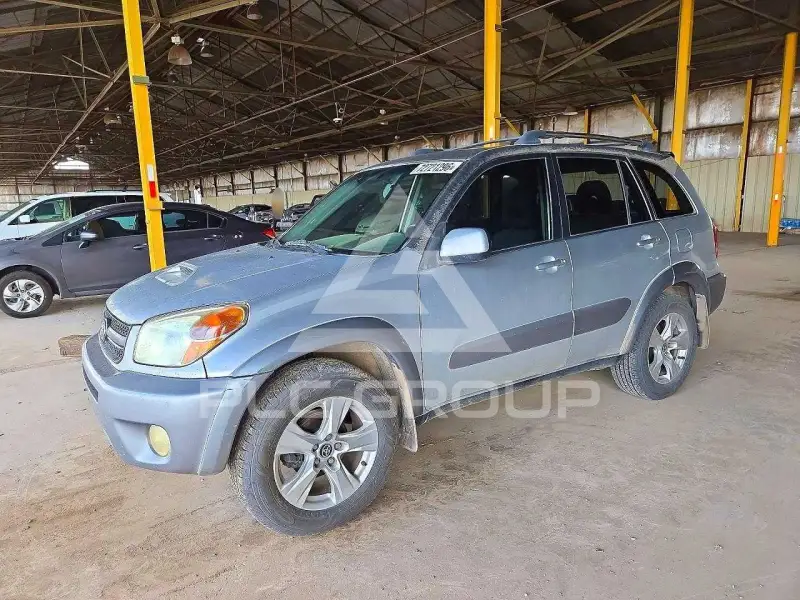 2004 Toyota RAV4 фото