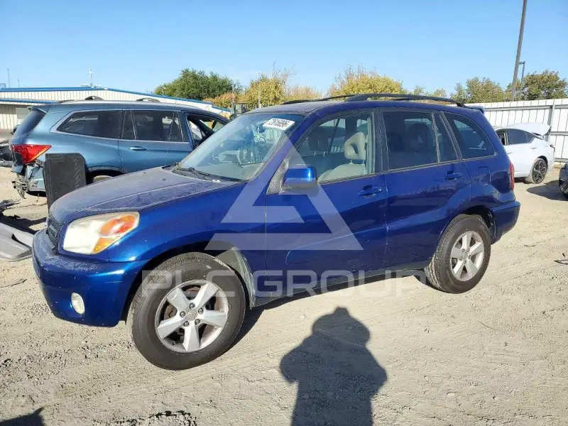 2004 Toyota RAV4 фото