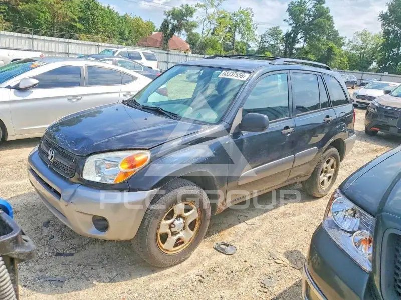 2004 Toyota RAV4 photo