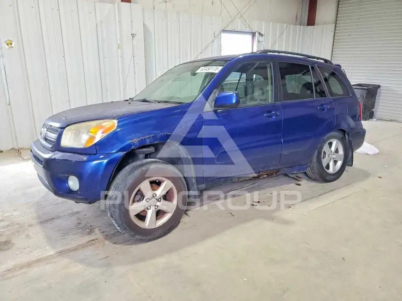 2004 Toyota RAV4 фото