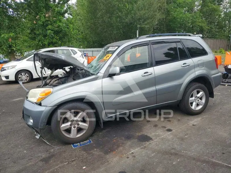 2004 Toyota RAV4 фото