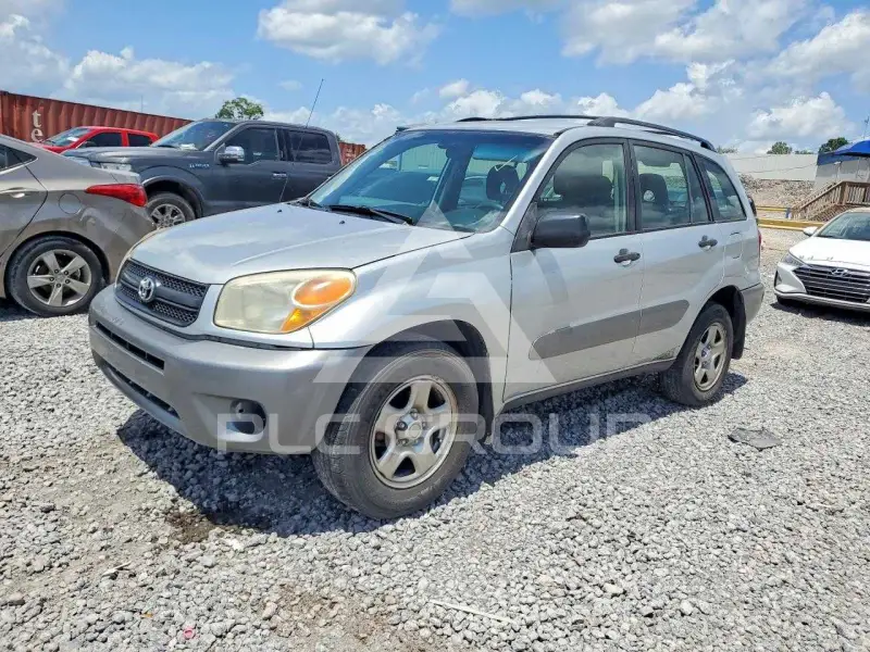 2004 Toyota RAV4 photo