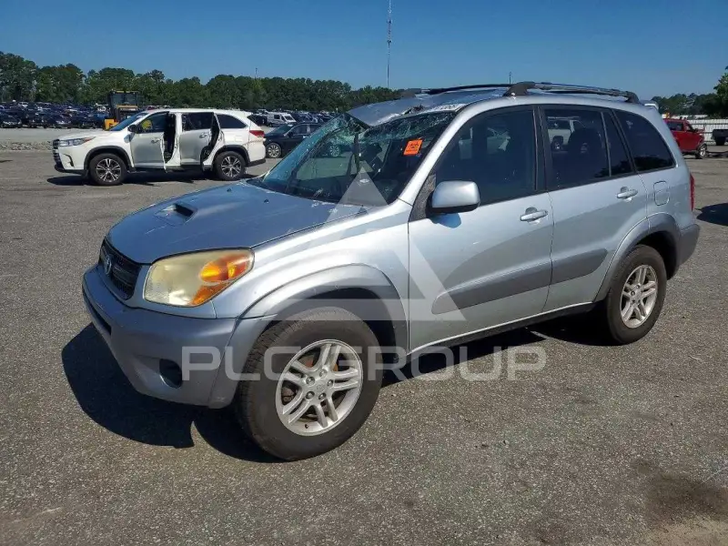 2004 Toyota RAV4 фото