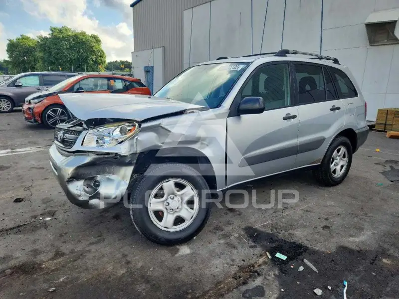 2004 Toyota RAV4 фото