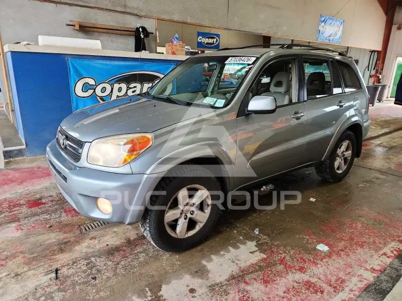 2004 Toyota RAV4 фото
