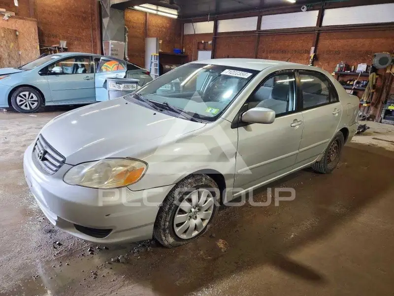 2004 Toyota COROLLA фото