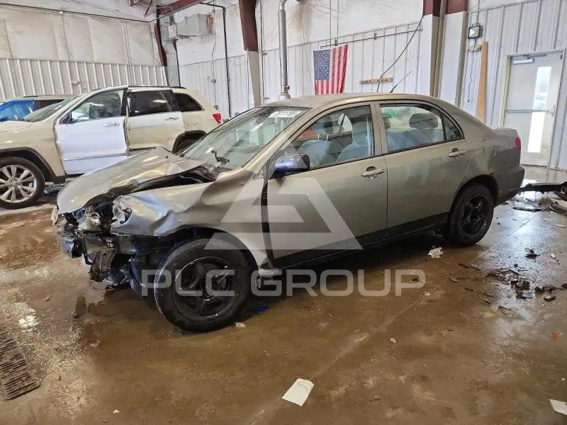 2004 Toyota COROLLA фото