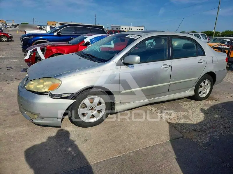 2004 Toyota COROLLA фото