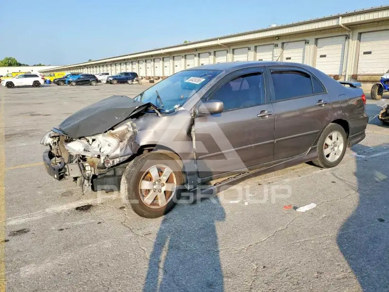 2004 Toyota COROLLA фото
