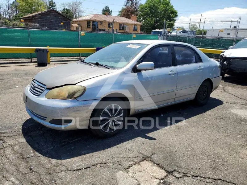 2004 Toyota COROLLA фото
