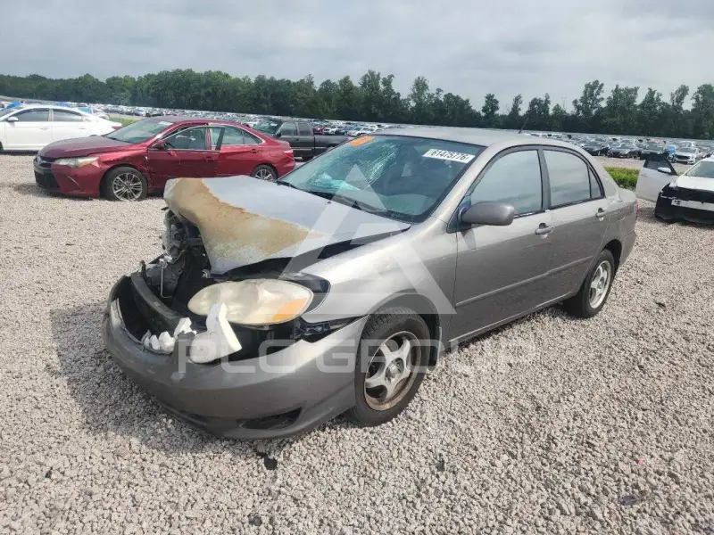 2004 Toyota COROLLA фото