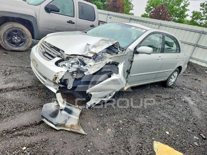 2004 Toyota COROLLA фото