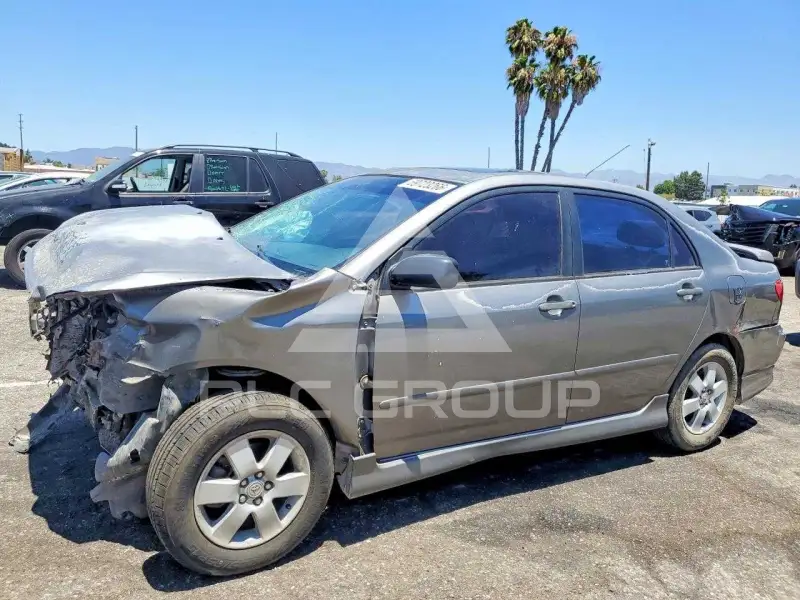 2004 Toyota COROLLA фото