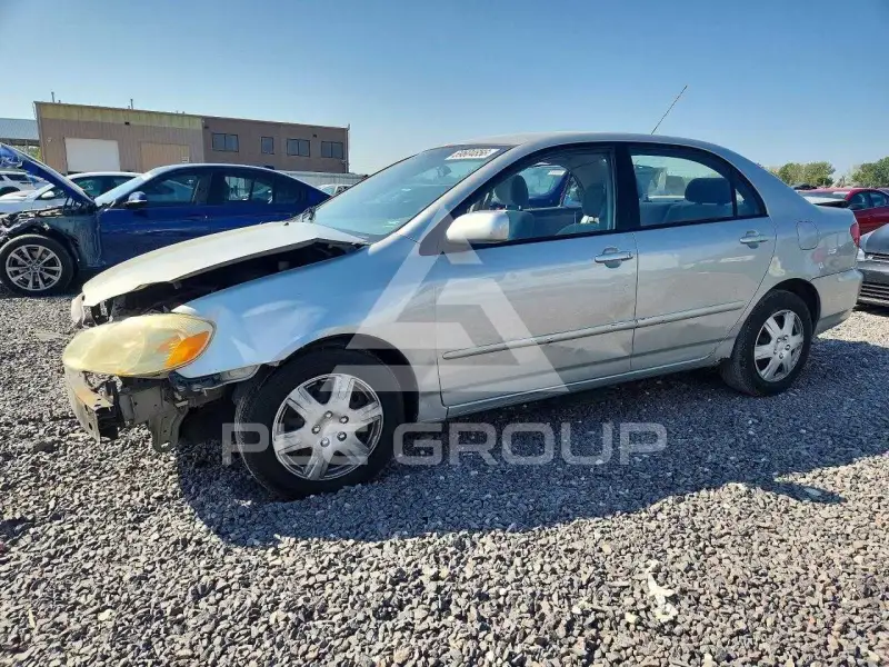 2004 Toyota COROLLA фото