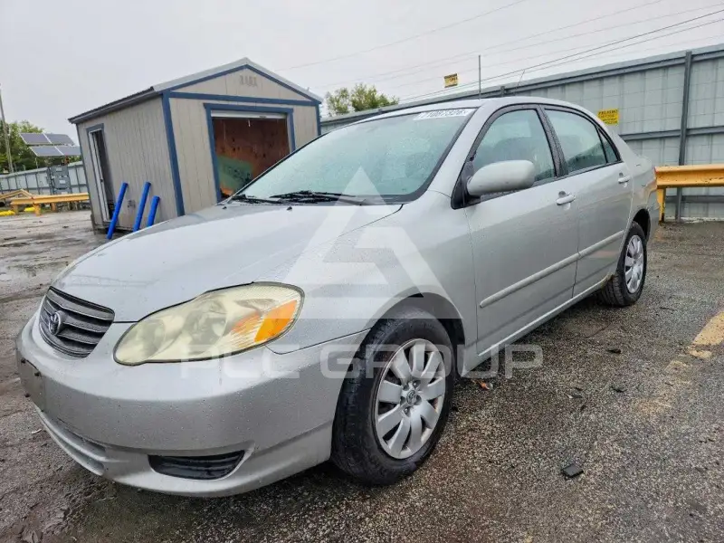 2004 Toyota COROLLA фото