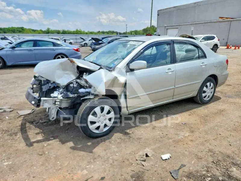 2004 Toyota COROLLA фото