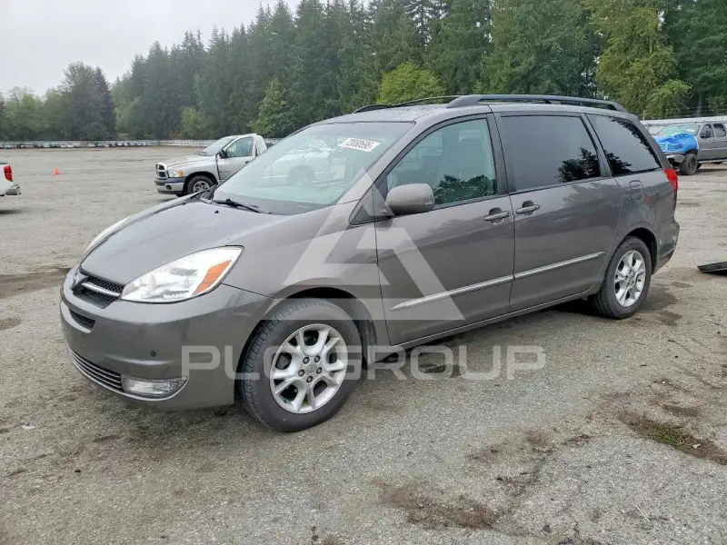 2004 Toyota SIENNA фото
