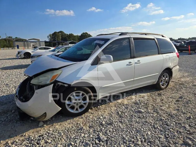 2004 Toyota SIENNA фото