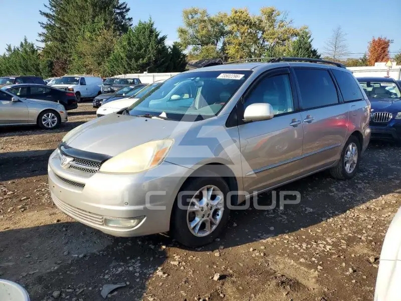 2004 Toyota SIENNA фото