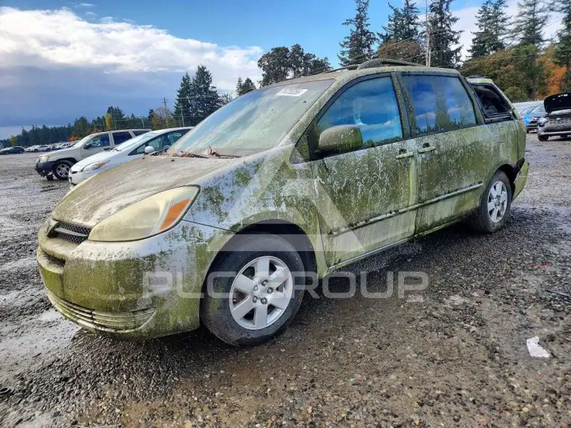 2004 Toyota SIENNA фото