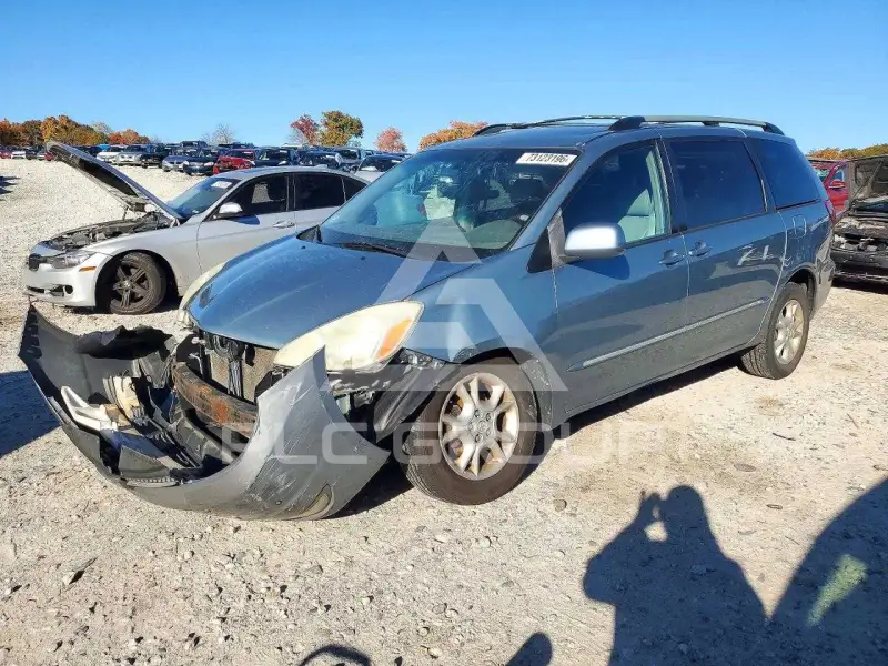 2004 Toyota SIENNA фото
