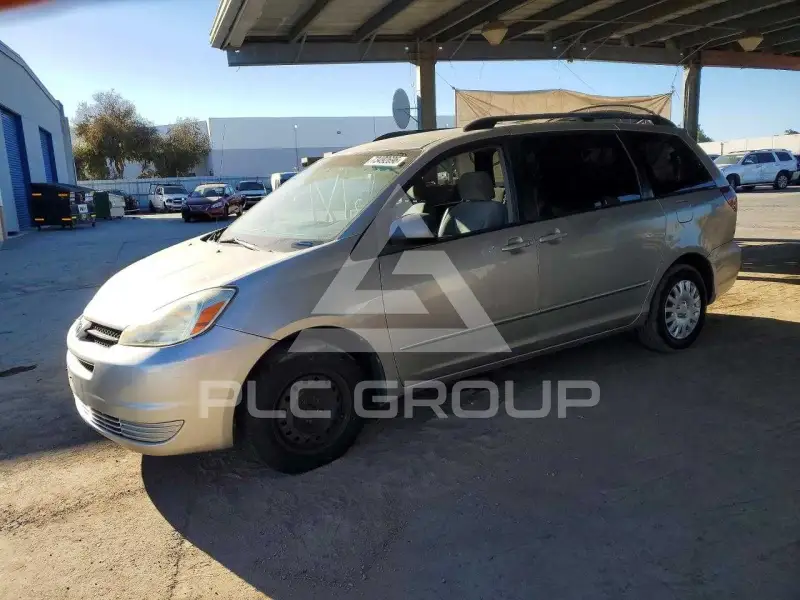 2004 Toyota SIENNA фото
