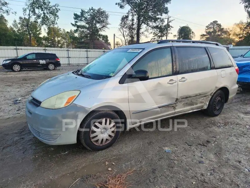 2004 Toyota SIENNA фото