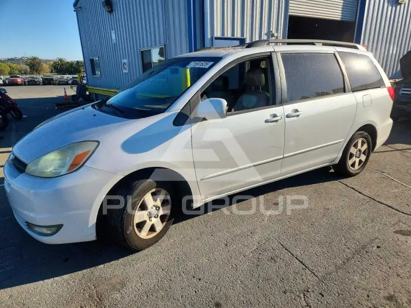 2004 Toyota SIENNA фото