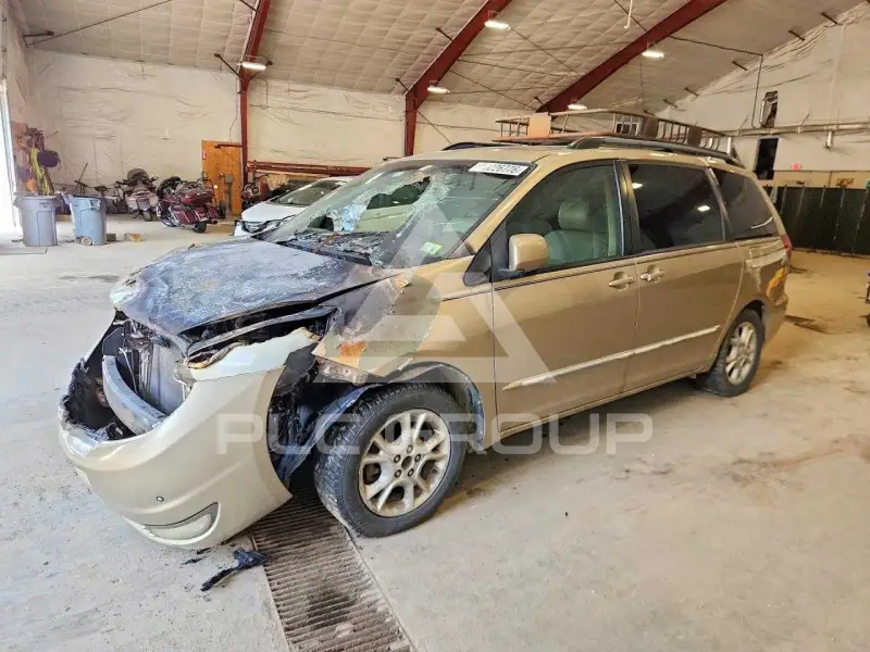 2004 Toyota SIENNA фото