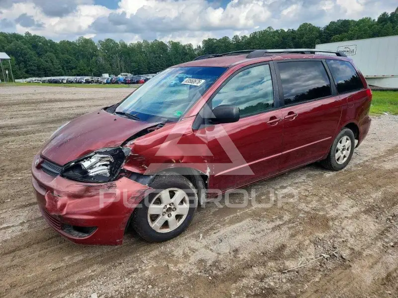 2004 Toyota SIENNA фото