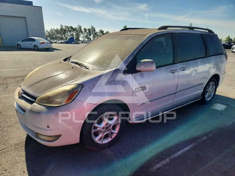 2004 Toyota SIENNA фото