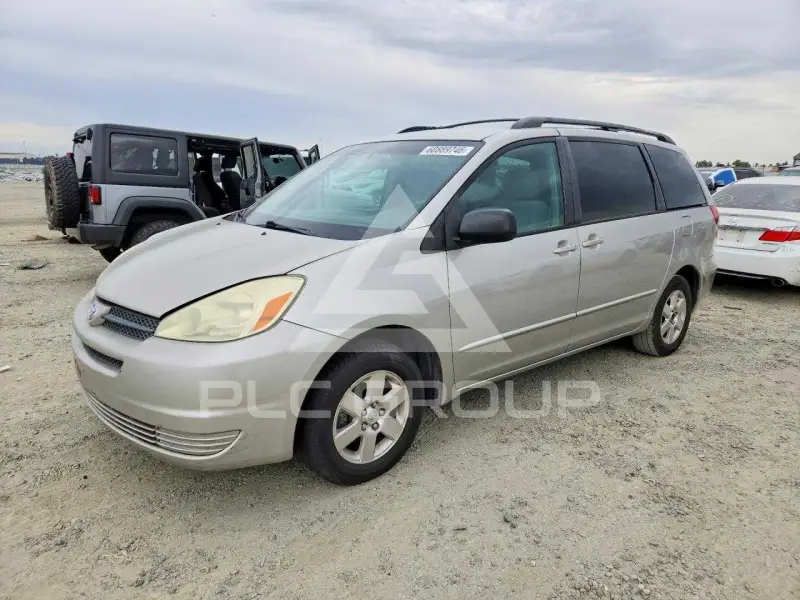 2004 Toyota SIENNA фото