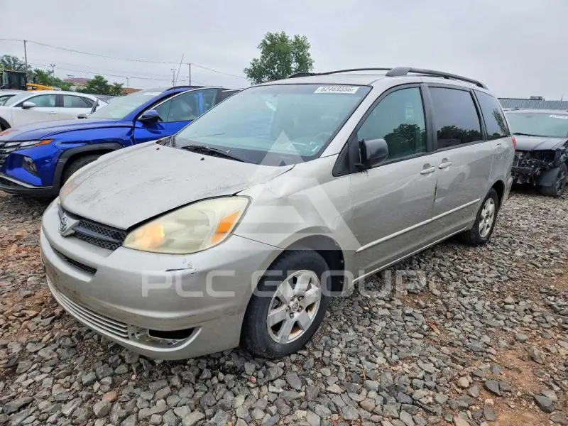 2004 Toyota SIENNA фото