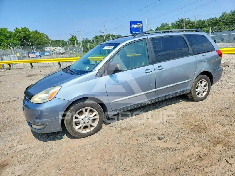 2004 Toyota SIENNA фото