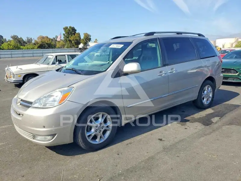 2004 Toyota SIENNA фото