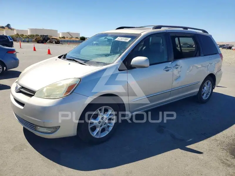 2004 Toyota SIENNA фото