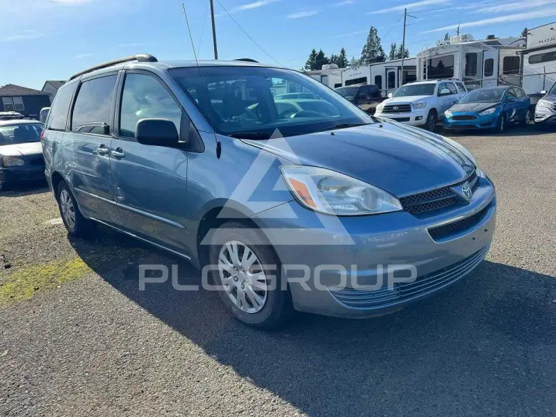 2004 Toyota SIENNA фото