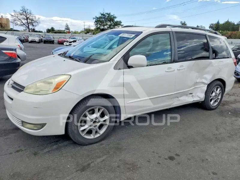 2004 Toyota SIENNA фото