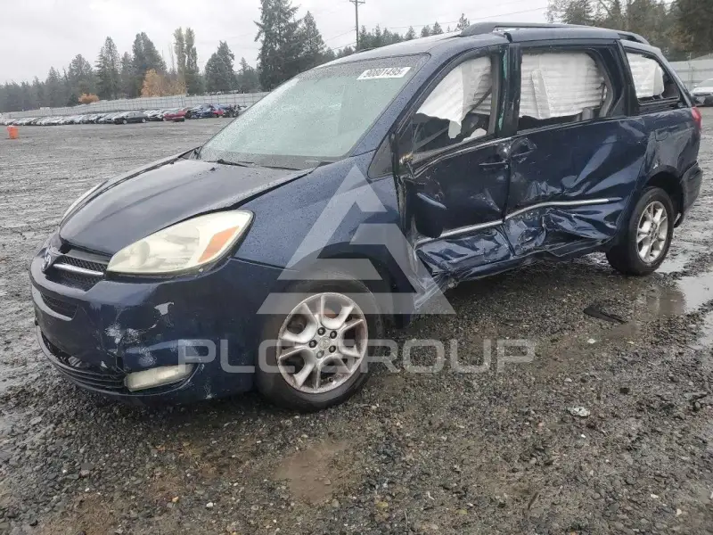 2004 Toyota SIENNA фото