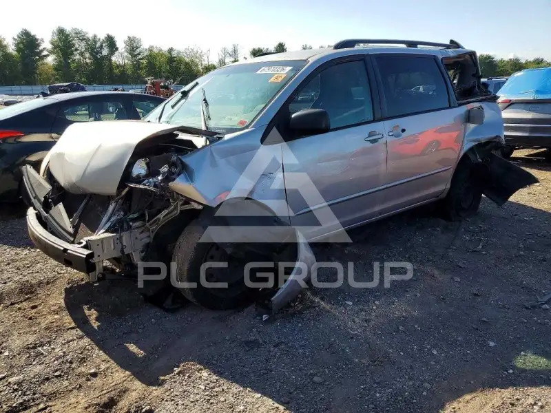 2004 Toyota SIENNA фото