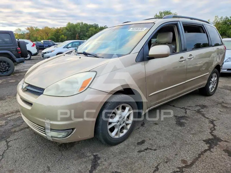 2004 Toyota SIENNA фото