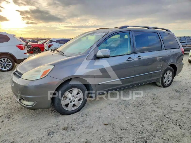 2004 Toyota SIENNA фото