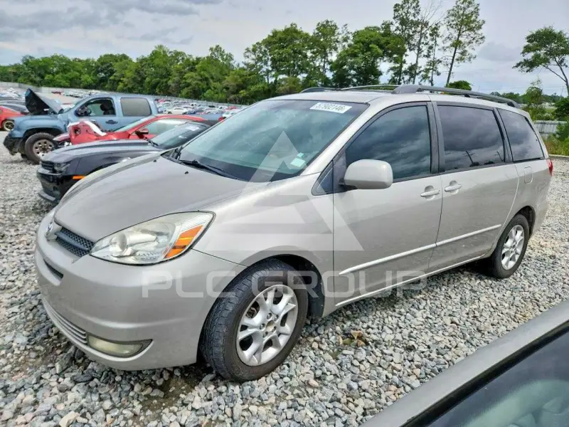 2004 Toyota SIENNA фото