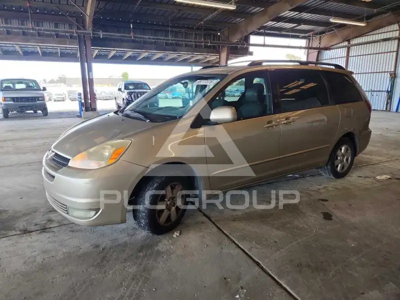2004 Toyota SIENNA фото