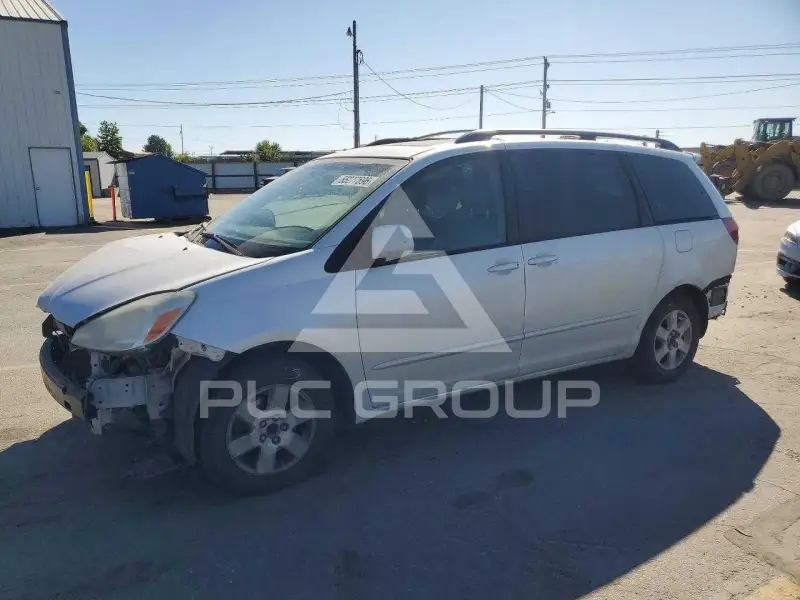 2004 Toyota SIENNA фото