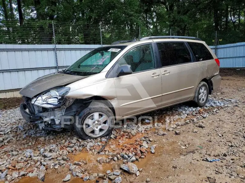2004 Toyota SIENNA фото